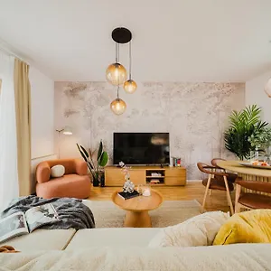 Appartement Days - W 2bdr - 3 Balconies - Garage - Next To Park, Praag